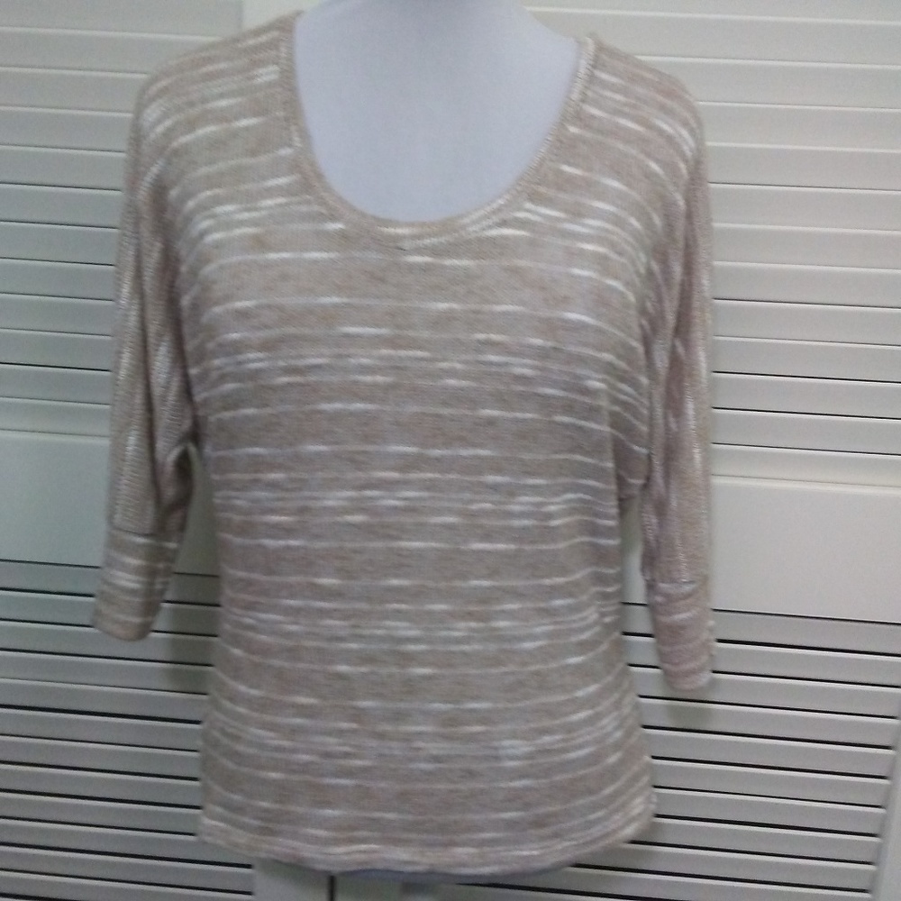 Splendid Cream Tan Open Weave Nubby Dolman Sweater